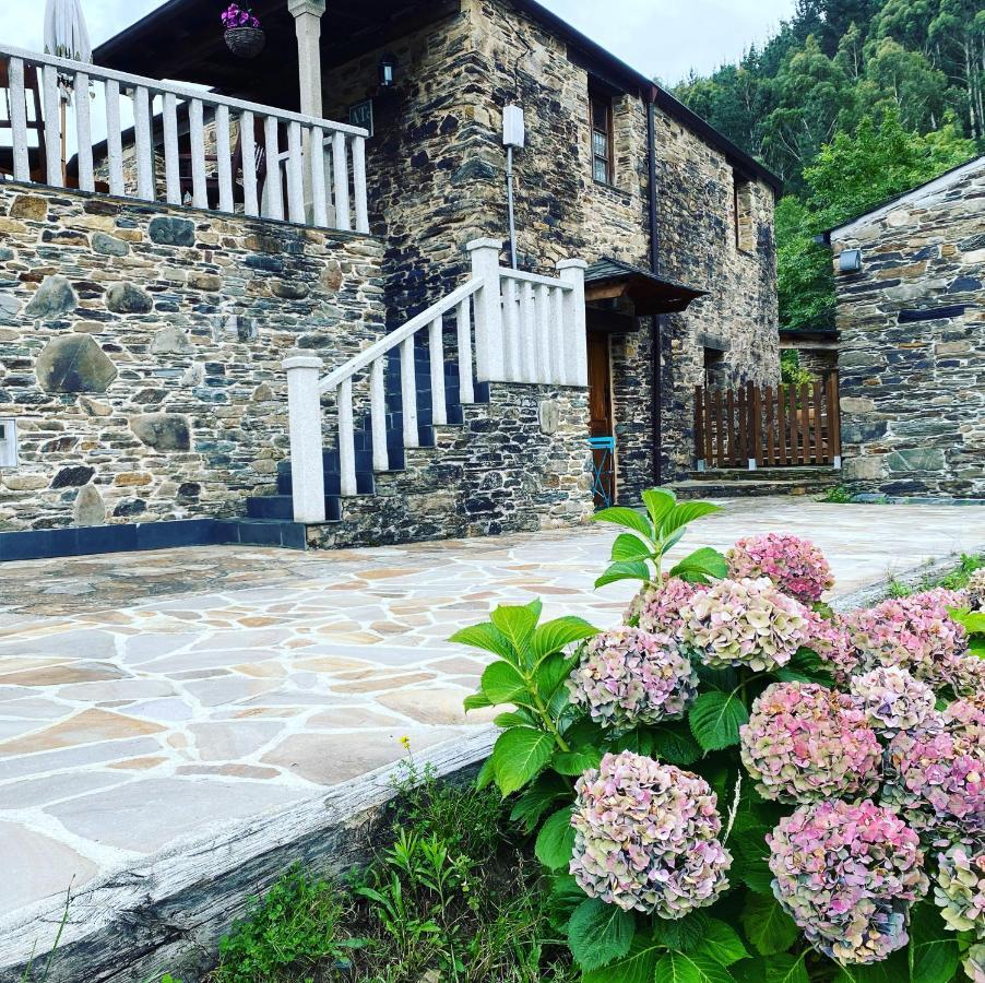 Casas Rurales Tareira En تاراموندِّ المظهر الخارجي الصورة